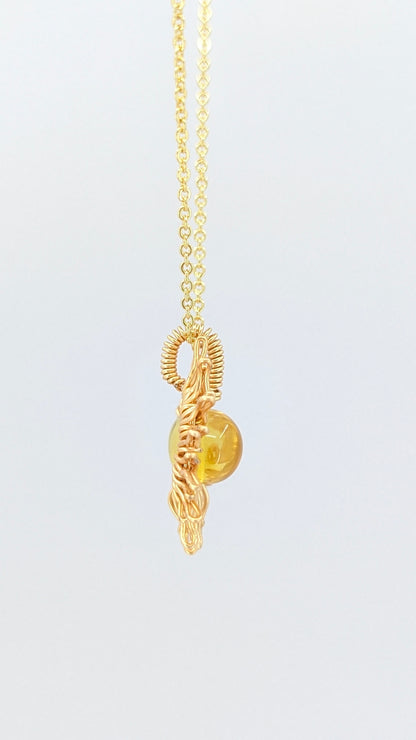Amber Sunshine Necklace – Gold Tone (Light Rounded Amber)