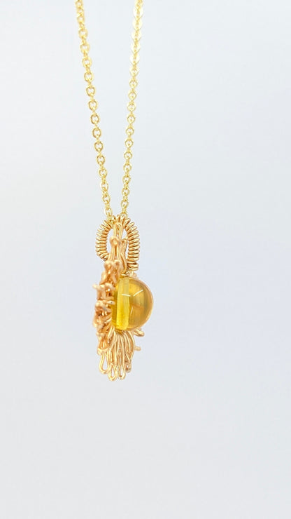 Amber Sunshine Necklace – Gold Tone (Light Rounded Amber)