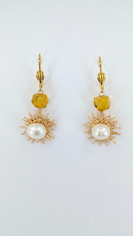 Honey drops Ambar with River pearl sunshine dangler earrings
