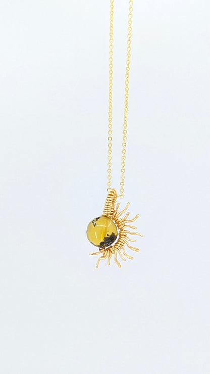 Dawn Amber Necklace – Gold Tone (Warm Rounded Amber)