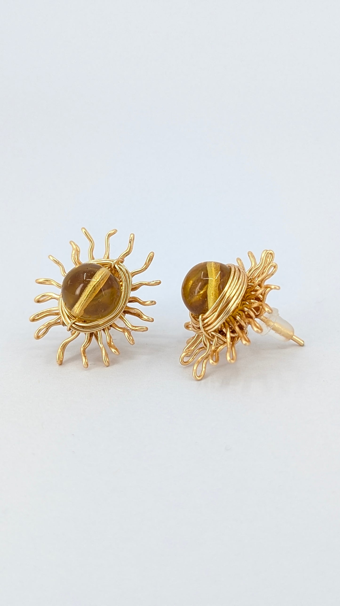 Aura Dorado Amber sunshine stud earring