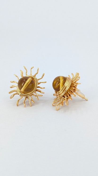 Aura Dorado Amber sunshine stud earring