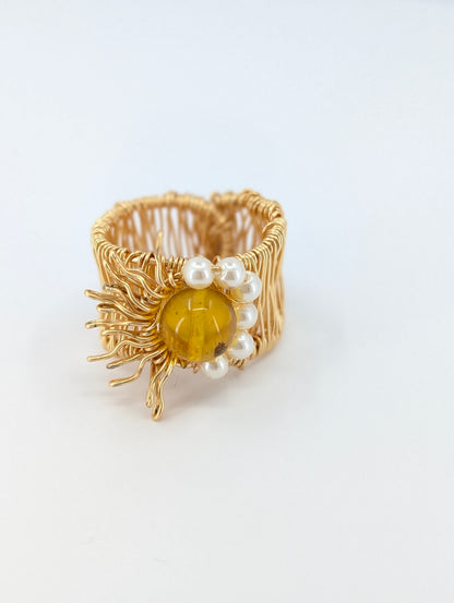 Sunset Half river pearl sunshine with amber ring