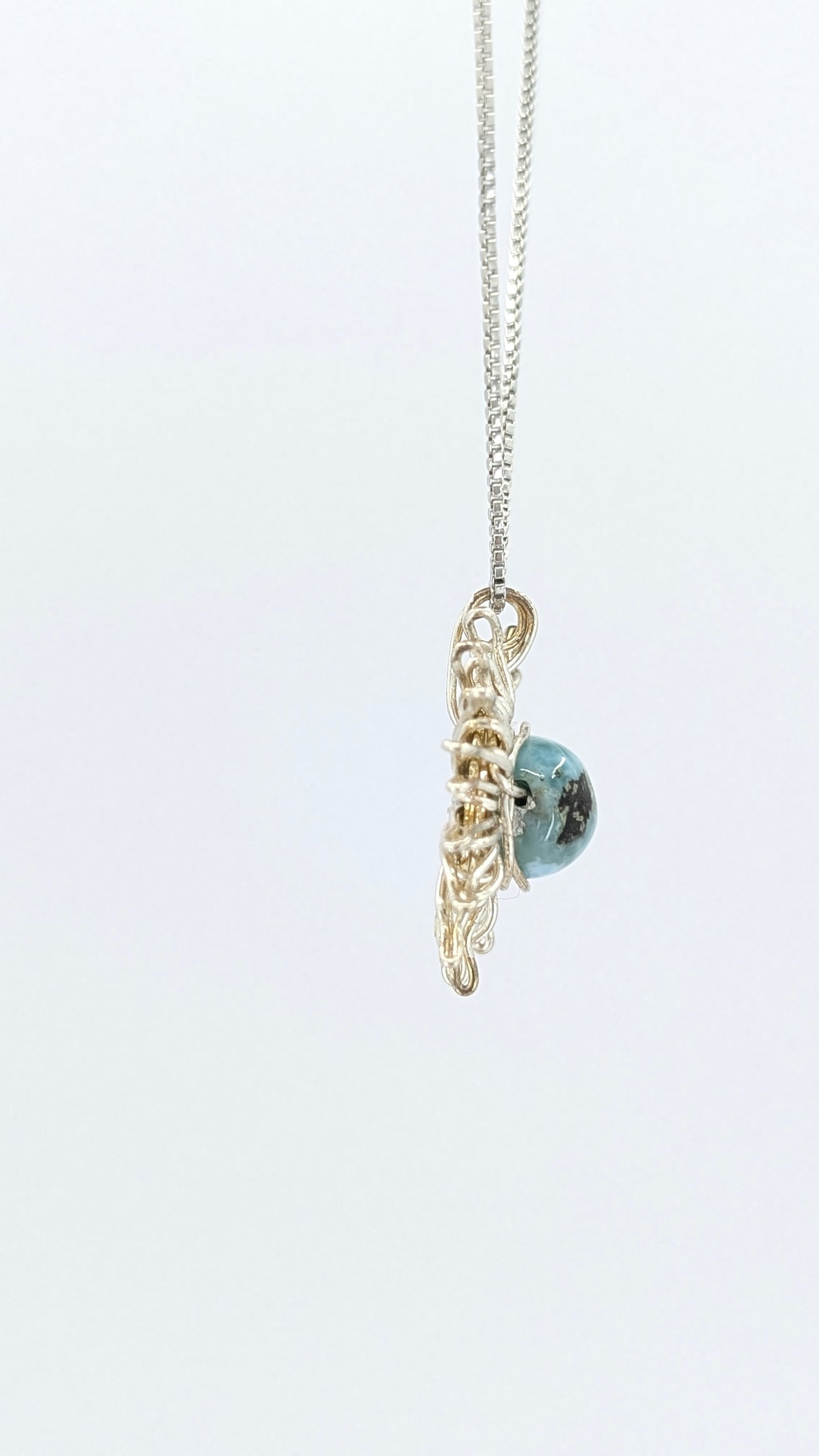 Sunshine larimar silver color necklace
