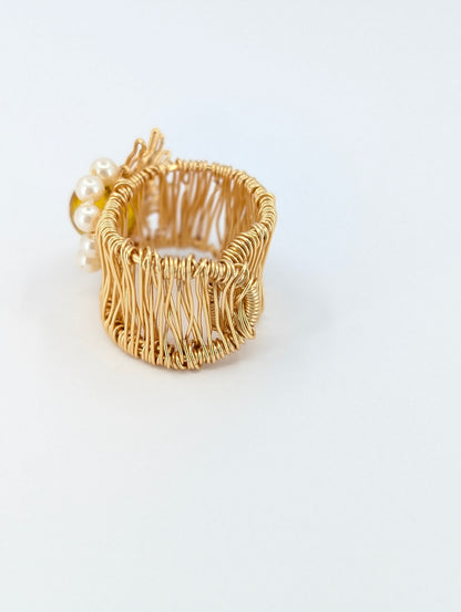 Sunset Half river pearl sunshine with amber ring