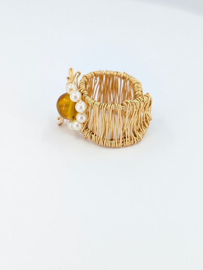 Sunset Half river pearl sunshine with amber ring