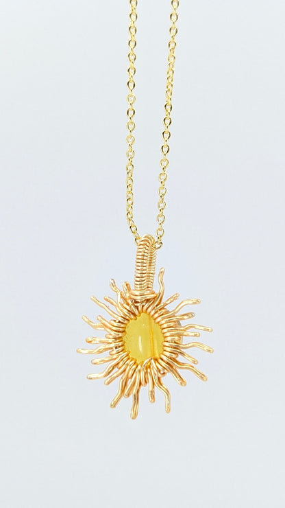 Amber Sunshine Necklace – Gold Tone (Light Rounded Amber)
