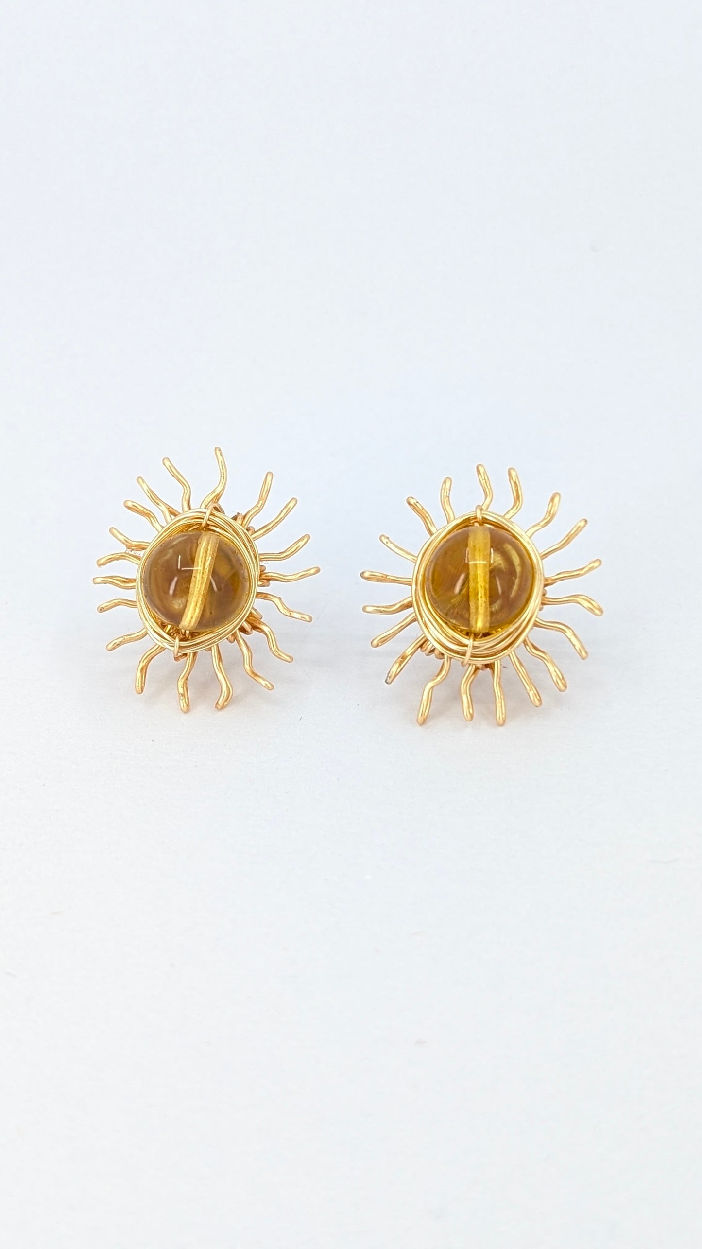 Aura Dorado Amber sunshine stud earring