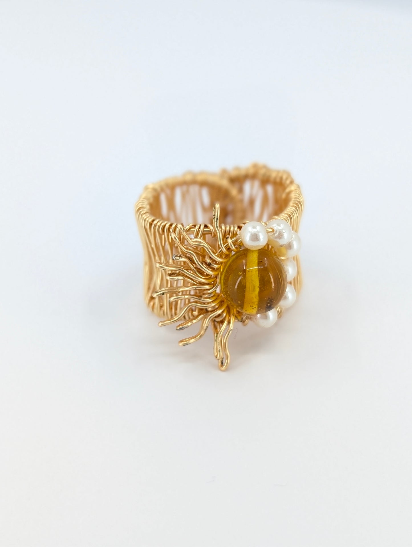 Sunset Half river pearl sunshine with amber ring