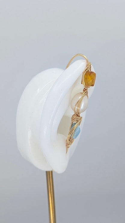 Triple stones ear pin